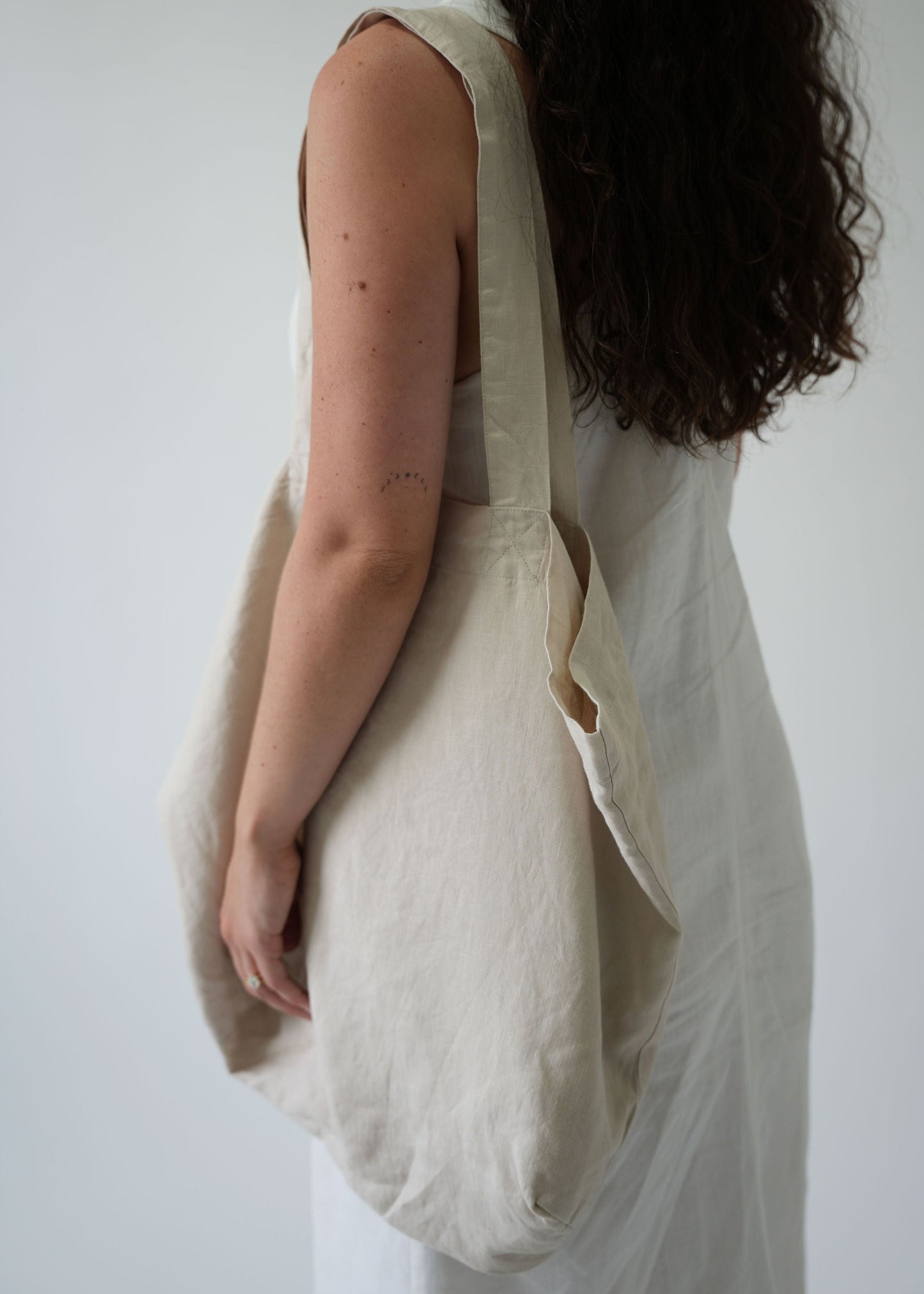 the classic linen tote