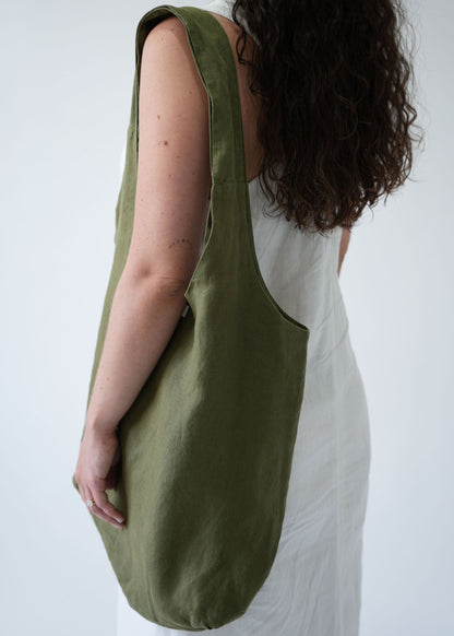 Natural fiber shoulder tote