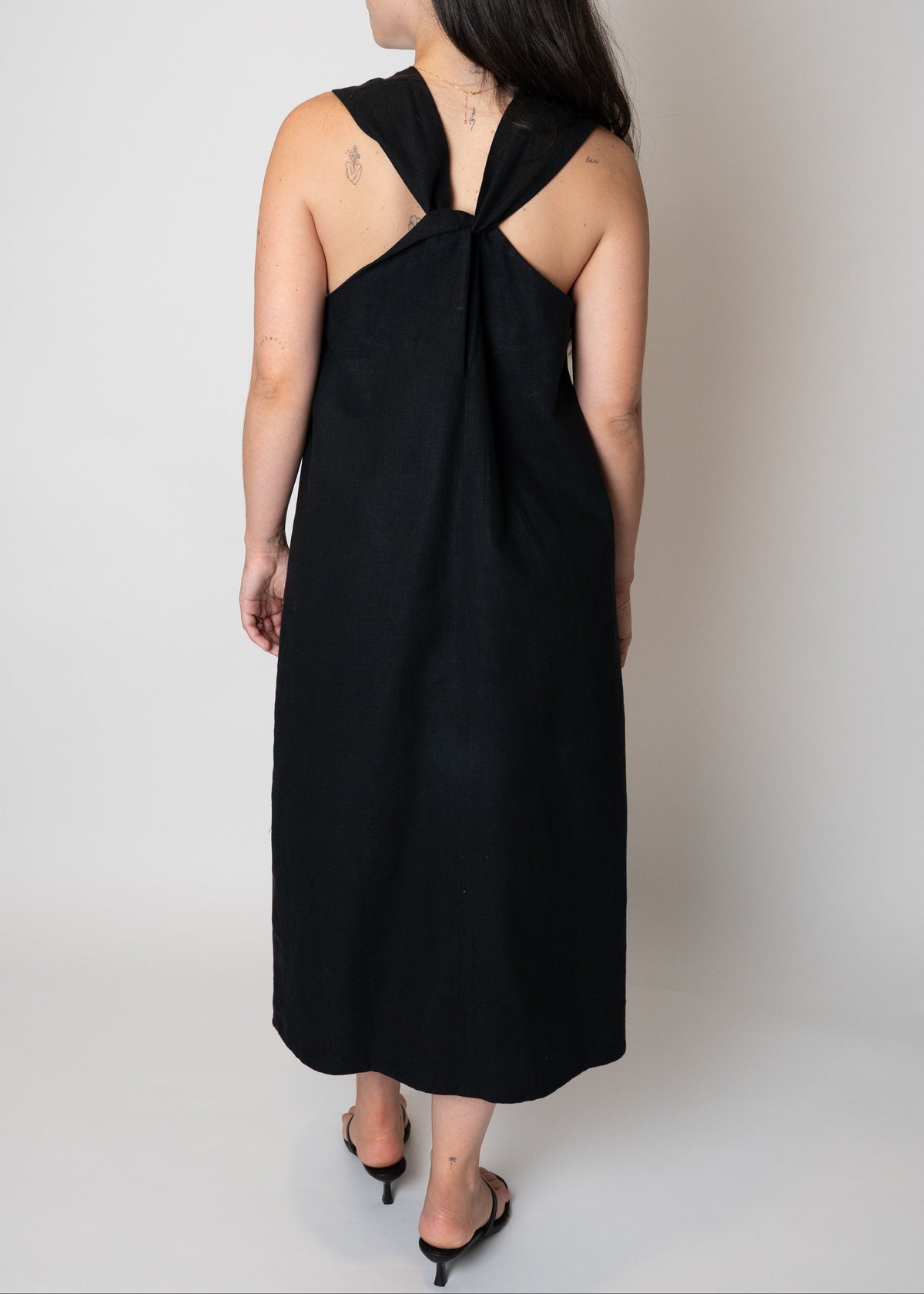 the twist back dress