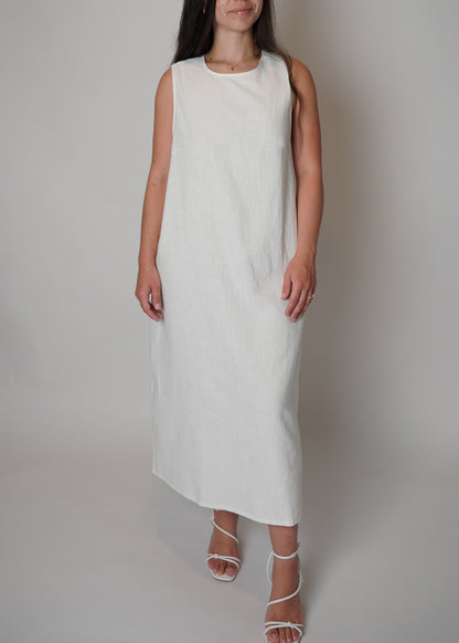 the twist back dress