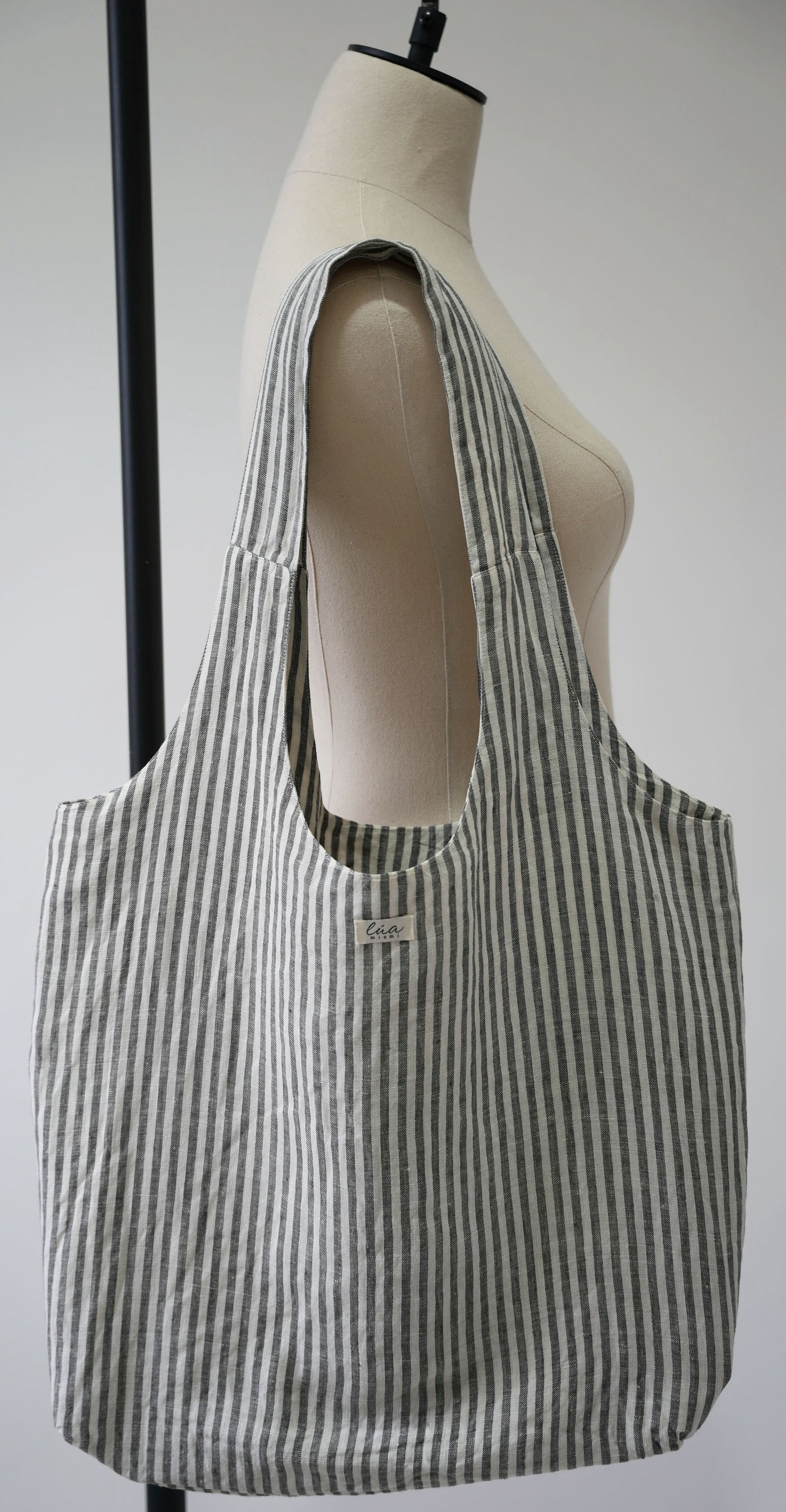 The Essential Linen Tote
